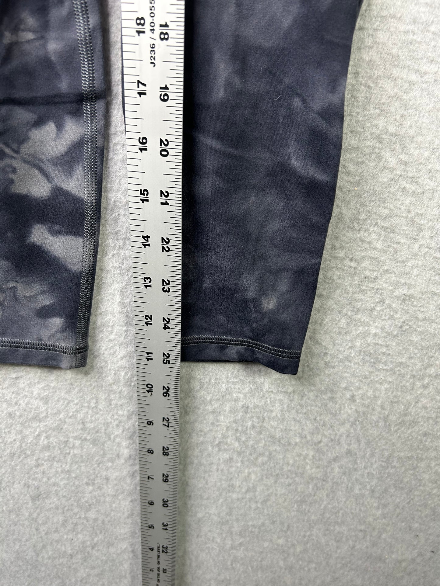 Lululemon Align High Rise Pant with Pockets 25" Size 2 Diamond Dye Graphite Grey
