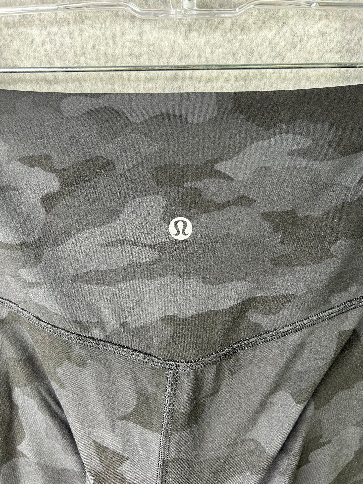 Lululemon Align Crop 23" Size 4 Heritage 365 Camo Deep Coal Multi