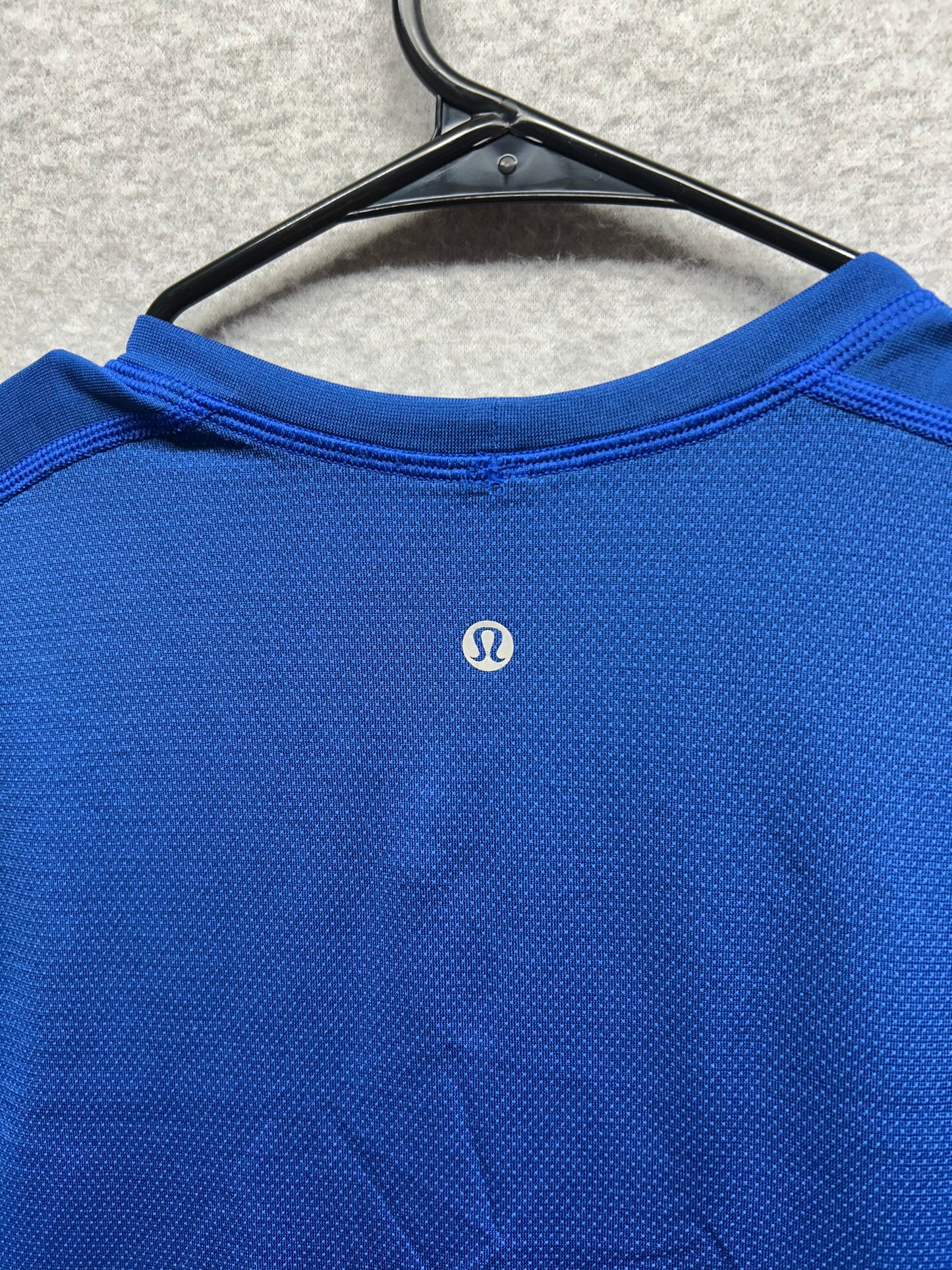 Lululemon Metal Vent Tech Short Sleeve 2.0 Size Medium Midnight Shadow