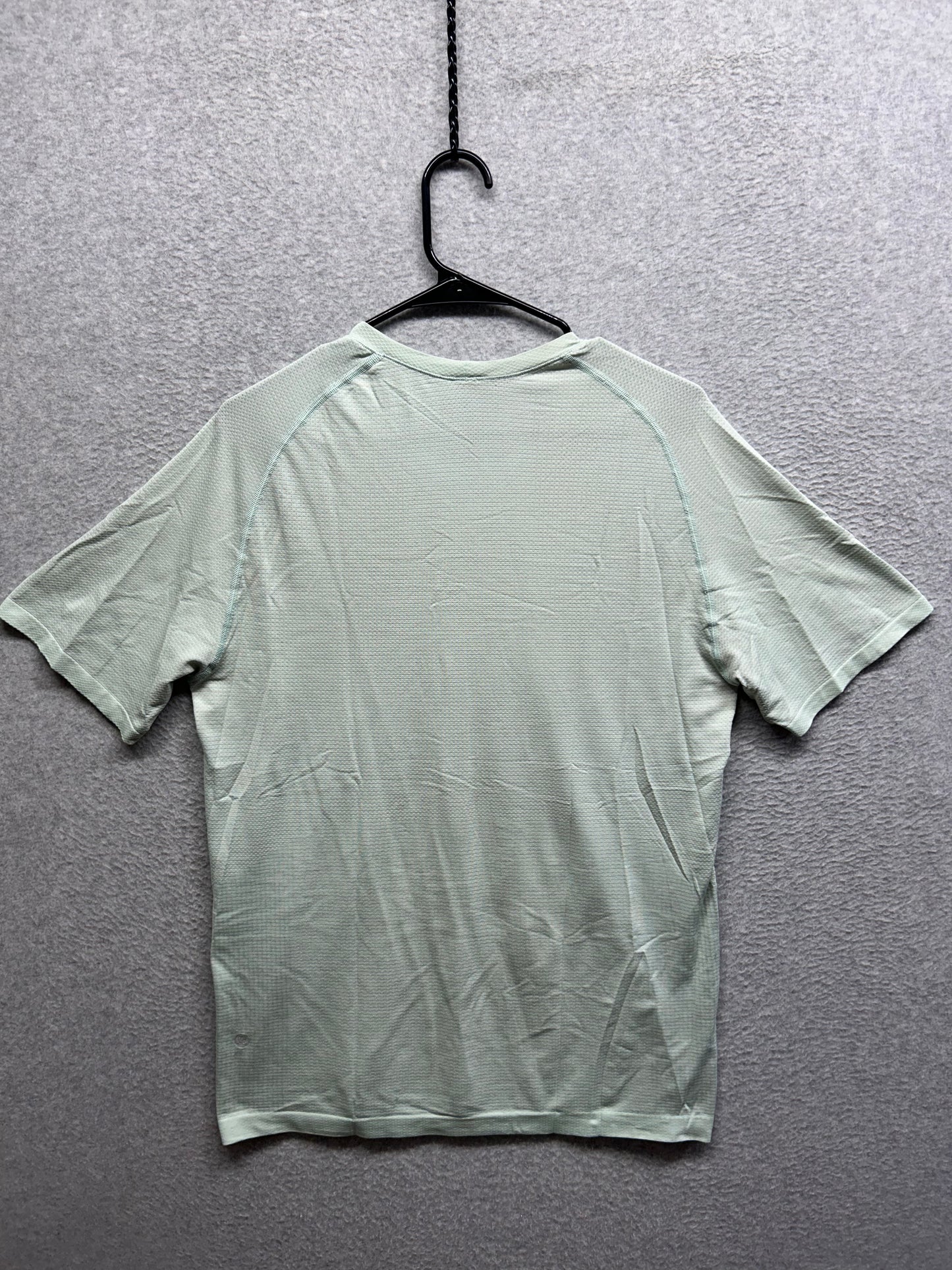 Lululemon Metal Vent Tech Surge Short Sleeve Size Medium Amazonite