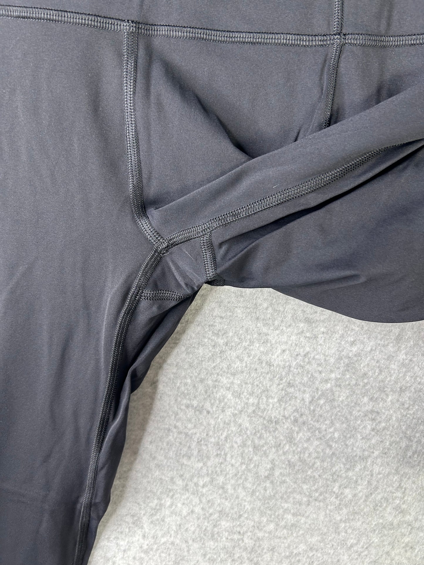 Lululemon Fast & Free 7/8 Tight II Non-Reflective Nulux 25" Size 6 Black