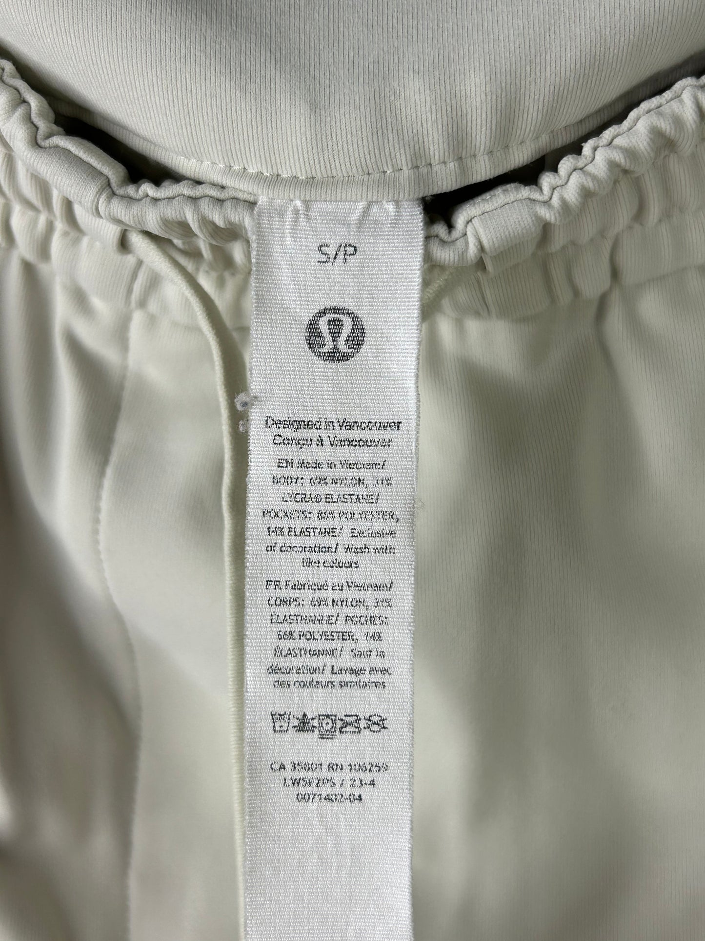 Lululemon Tapered-Leg Mid-Rise 7/8 Pant Luxtreme Size Small Bone (Square Dot)