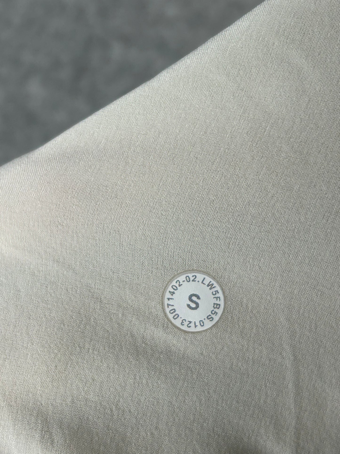 Lululemon Mixed Fabric Relaxed-Fit Tapered High-Rise Pant Size Small Bone