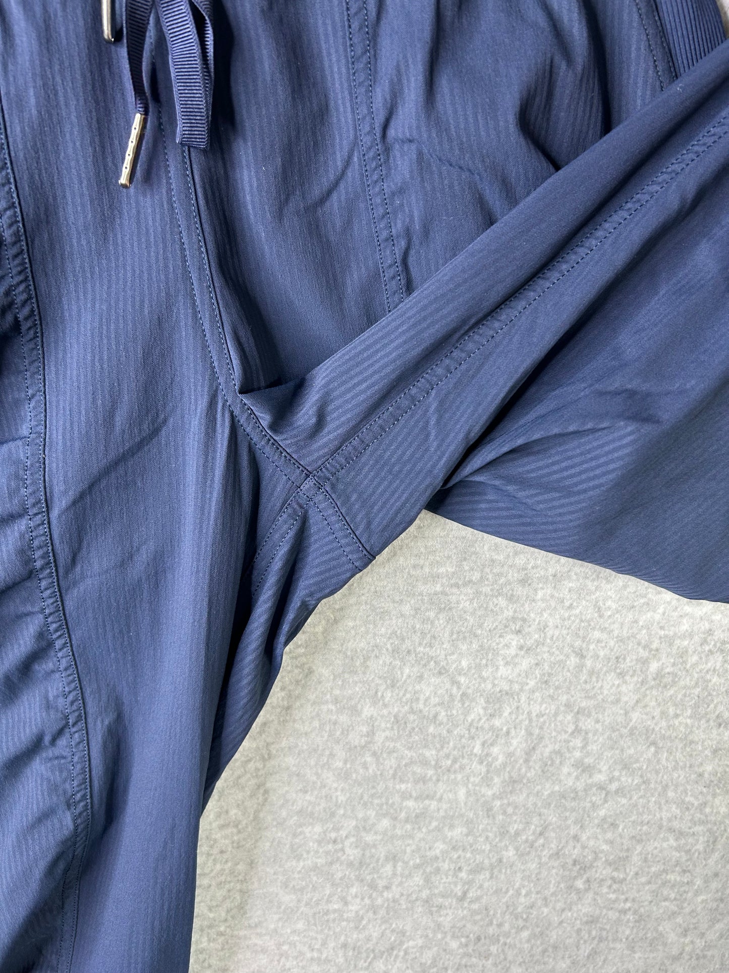 Lululemon Dance Studio Jogger 28" Size 4 True Navy