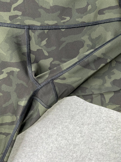 Lululemon Wunder Under High-Rise Tight 28" Full-On Luxtreme Size 6 Incognito Camo Multi Gator Green