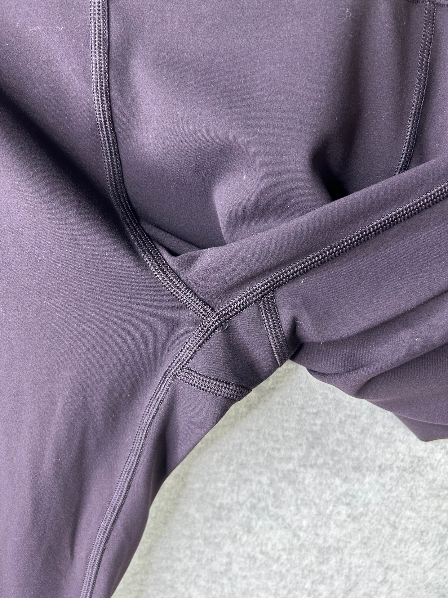 Lululemon In Movement 7/8 Tight Everlux 25" Size 8 Deep Phantom