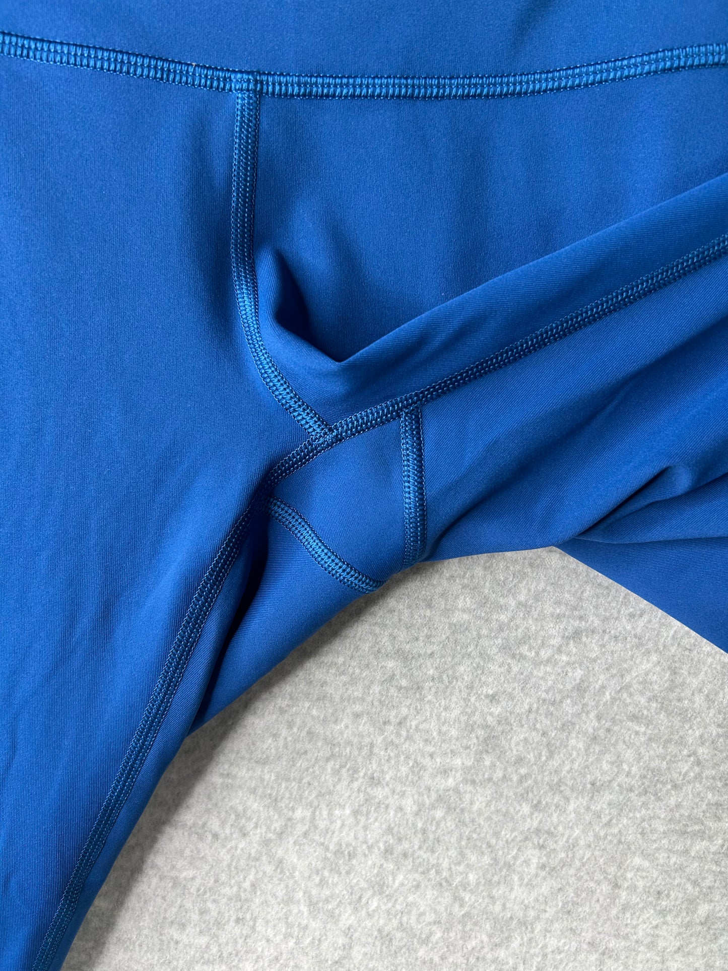Lululemon Wunder Under Low-Rise Tight 28" Full-On Luxtreme Size 10 Deep Marine