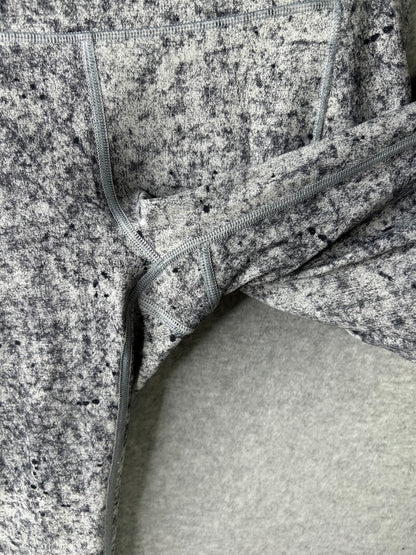 Lululemon Speed Up Crop 21" Size 6 Antiqued Alpine White Multi