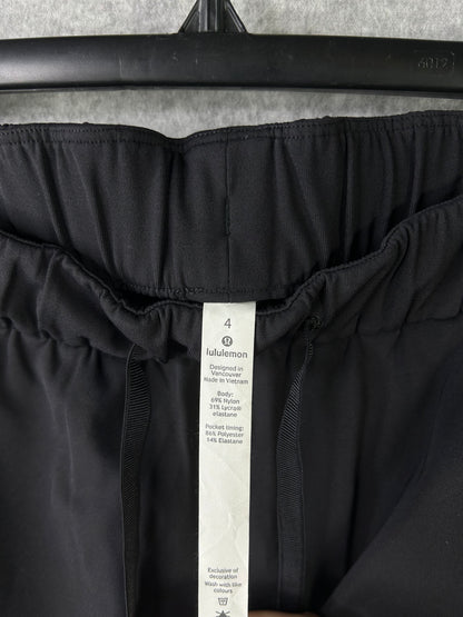 Lululemon On The Fly Crop 24" Size 4 Black