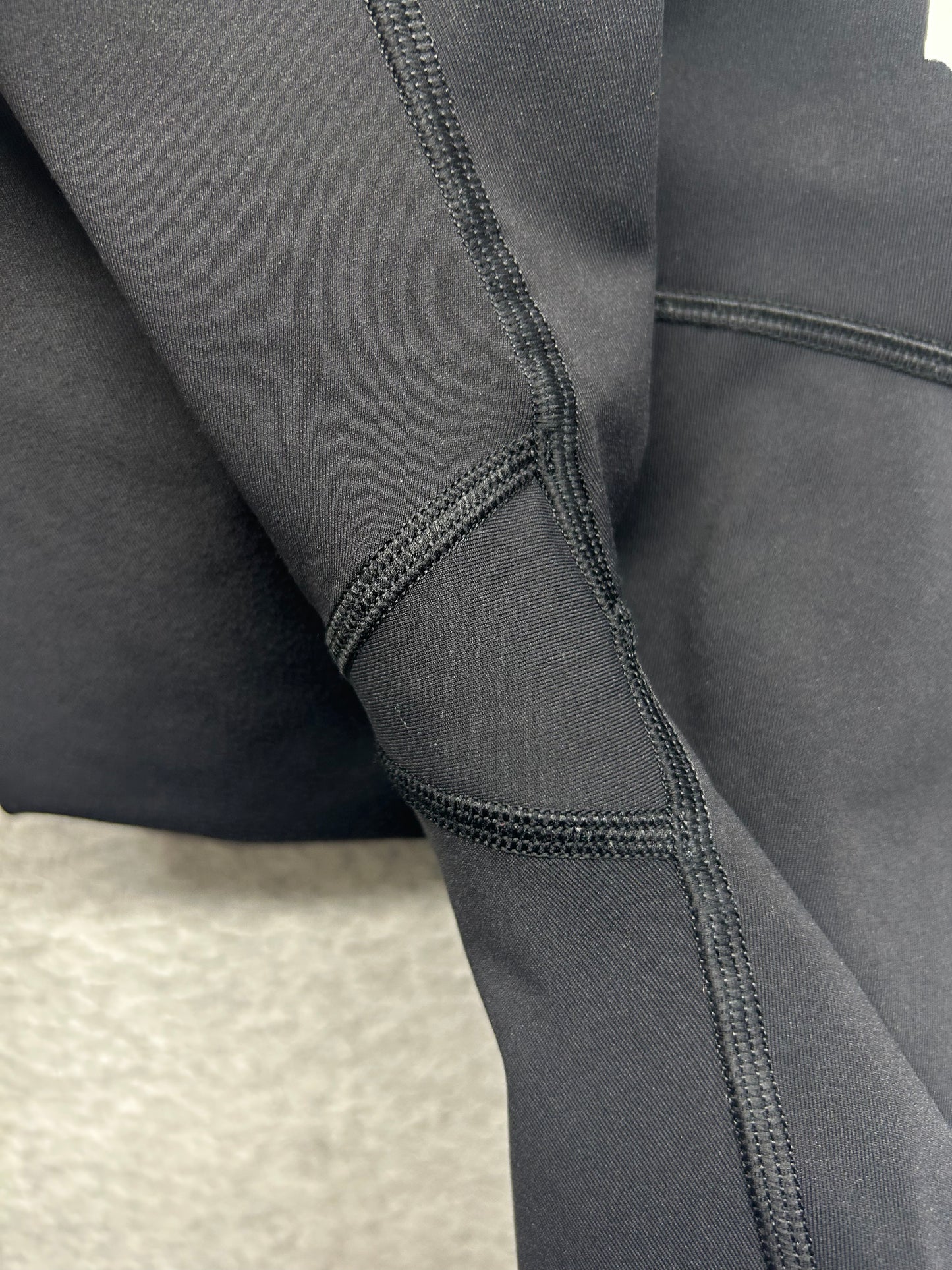 Lululemon Train Times Short 6" Size 2 Black