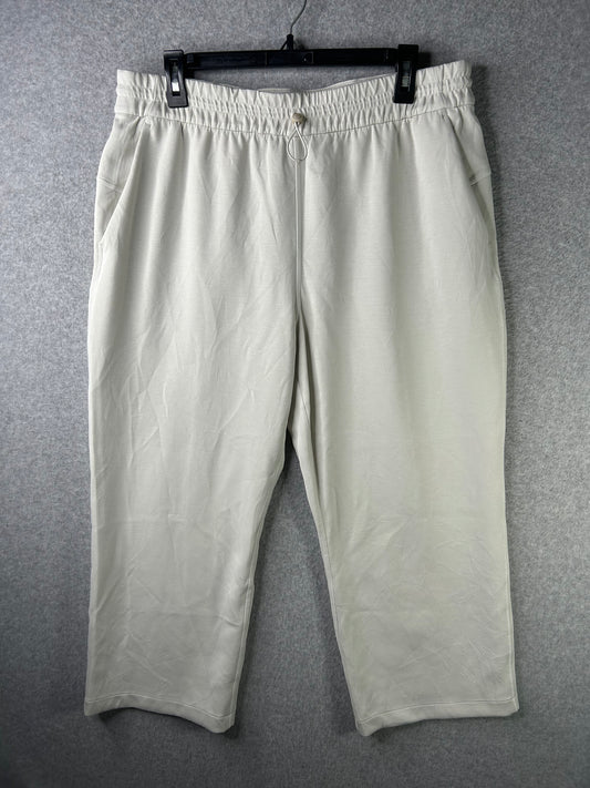 Lululemon Softstreme High-Rise Straight Leg Crop Size 14 White Opal (Square Dot)