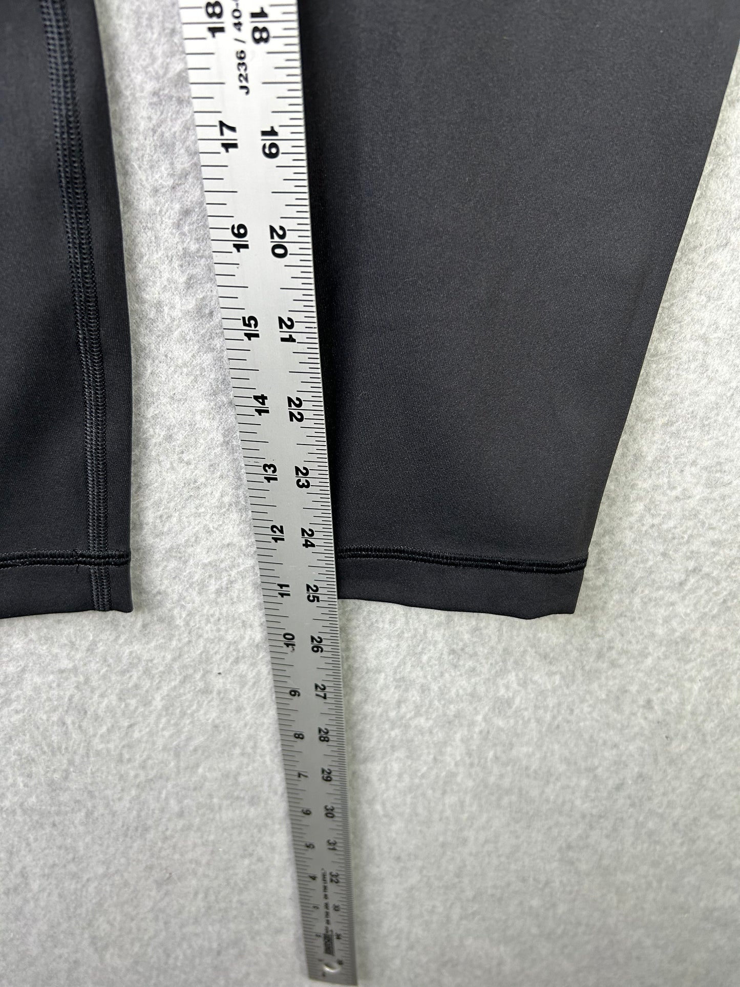 Lululemon Wunder Under High-Rise Tight 25" Full-On Luxtreme Size 6 Black