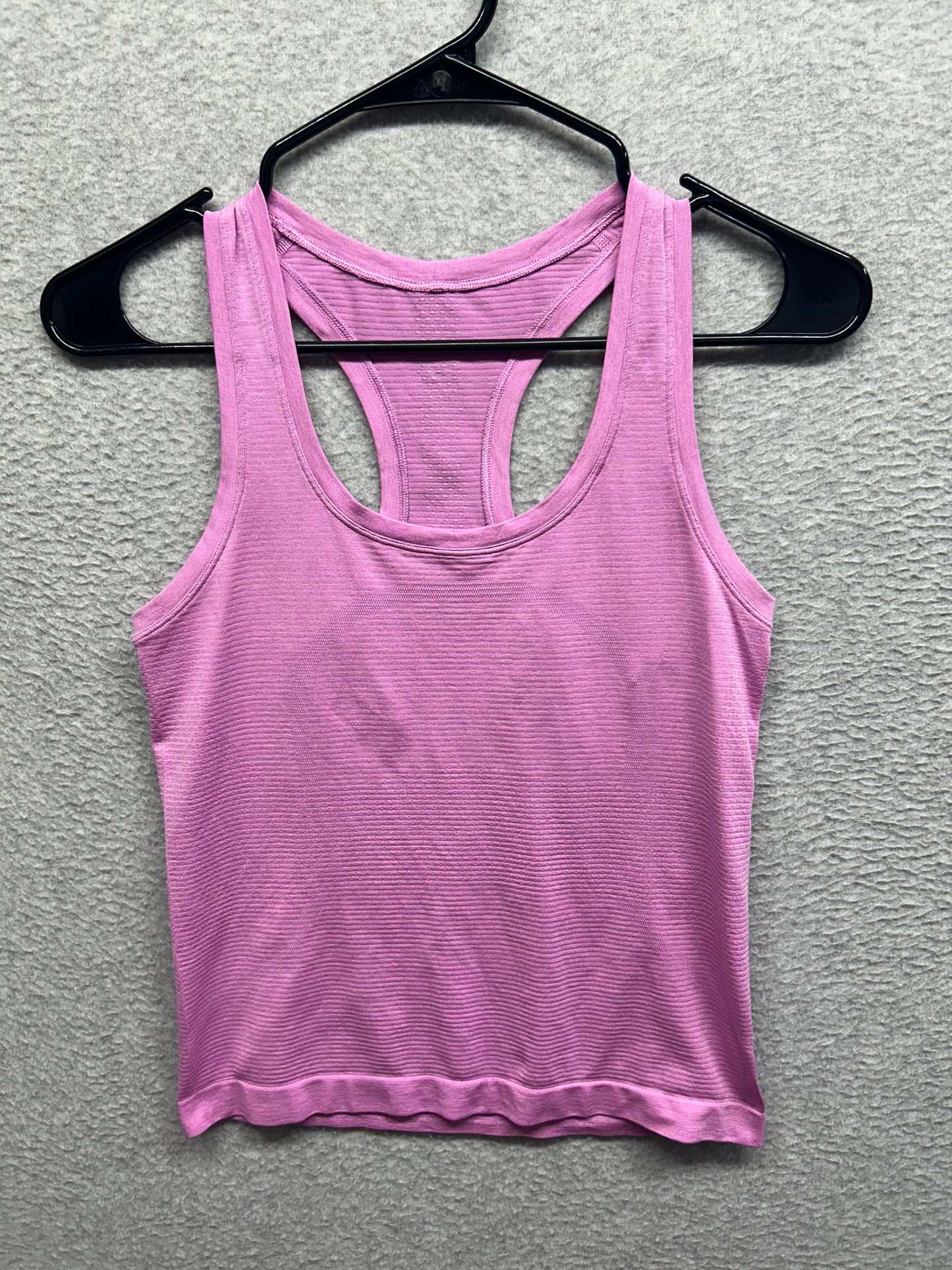 Lululemon Swiftly Tech Racerback Tank Top 2.0 Race Length Size 4 Pink Blossom