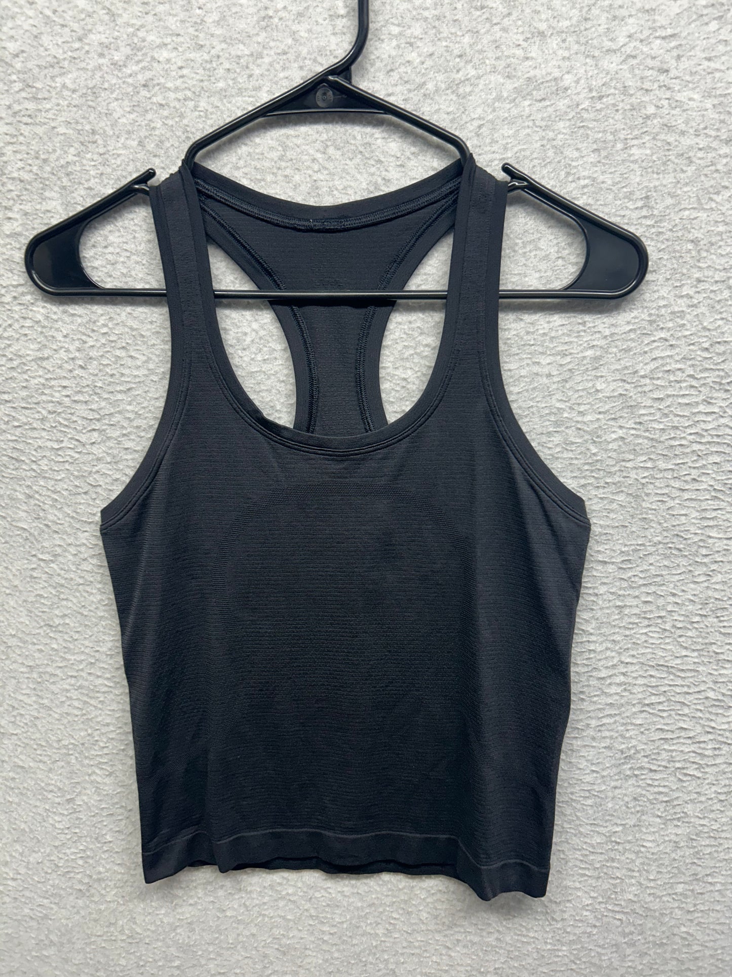 Lululemon Swiftly Tech Racerback 2.0 Race Length Size 4 Black