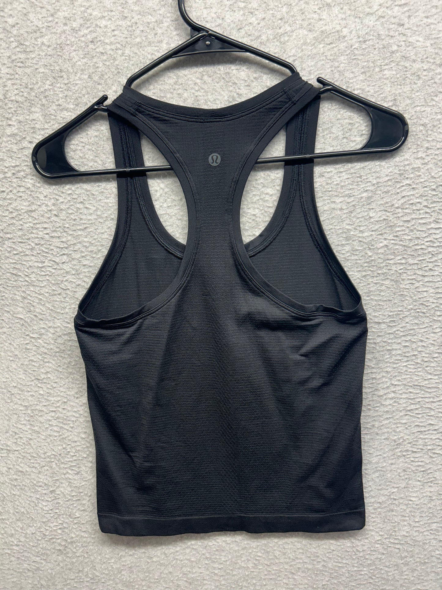 Lululemon Swiftly Tech Racerback 2.0 Race Length Size 4 Black