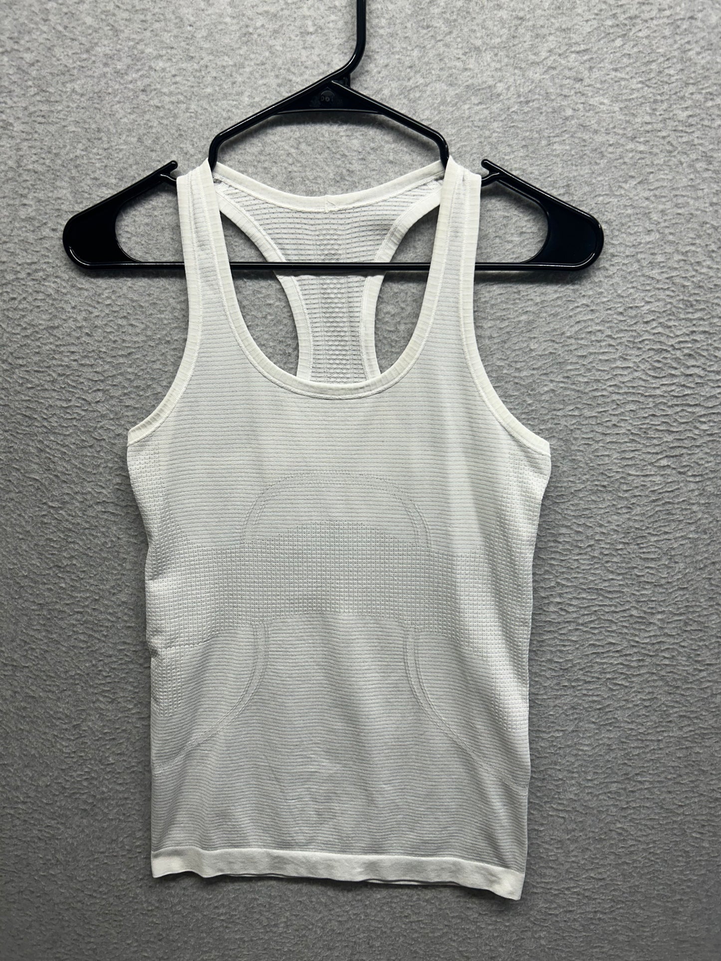 Lululemon Swiftly Tech Racerback Size 4 White