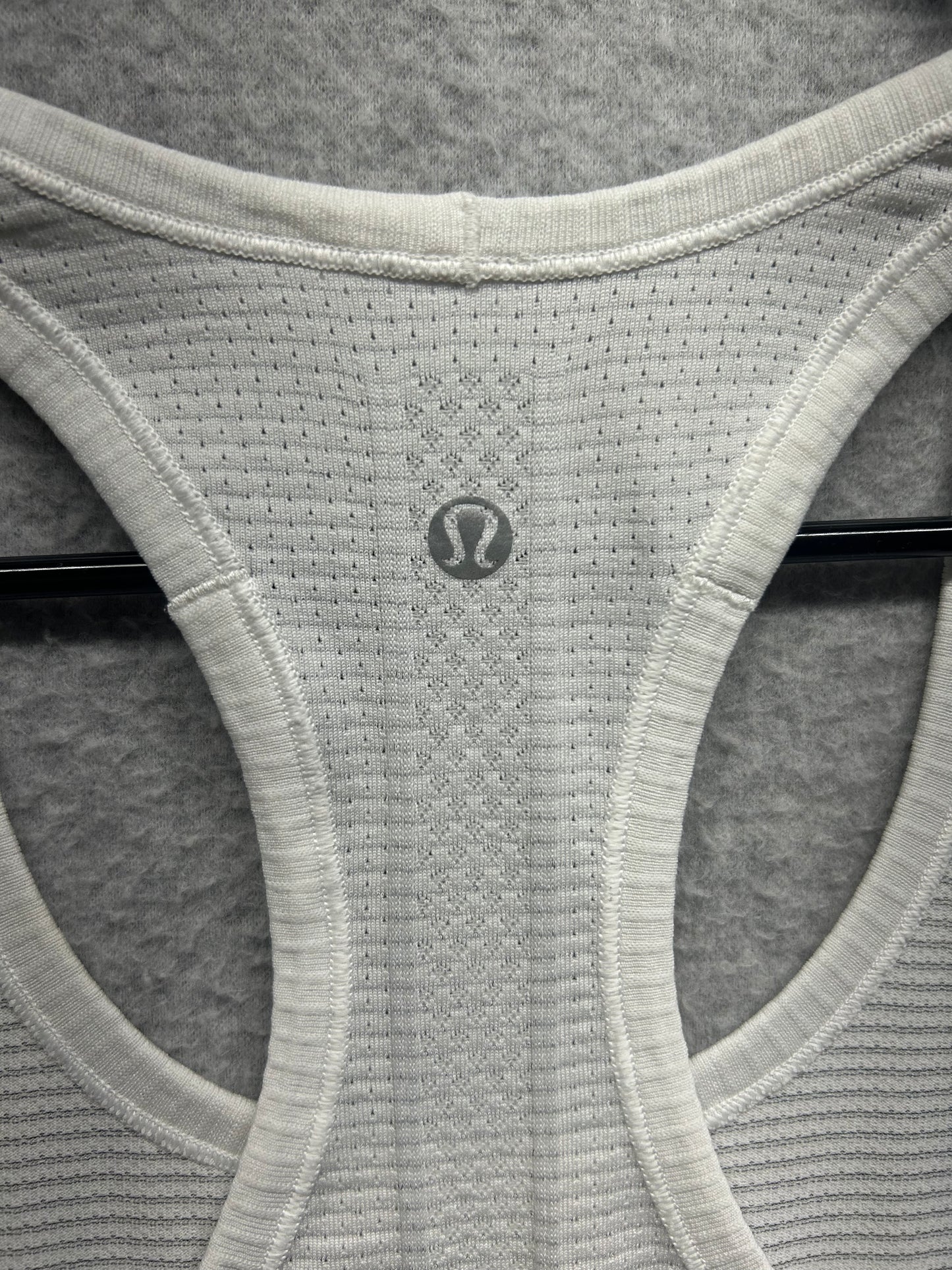 Lululemon Swiftly Tech Racerback Size 4 White