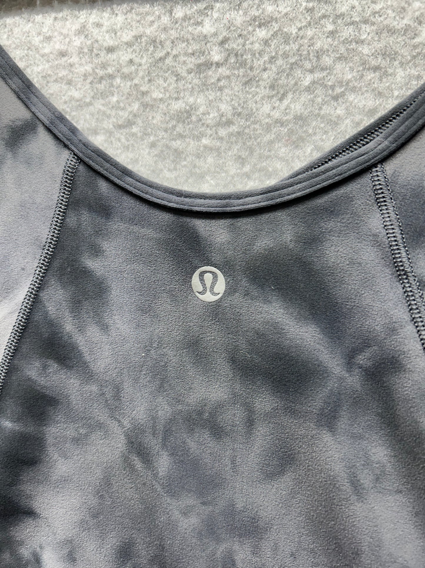 Lululemon Align T-Shirt Size 2 Diamond Dye Pitch Grey Graphite Grey