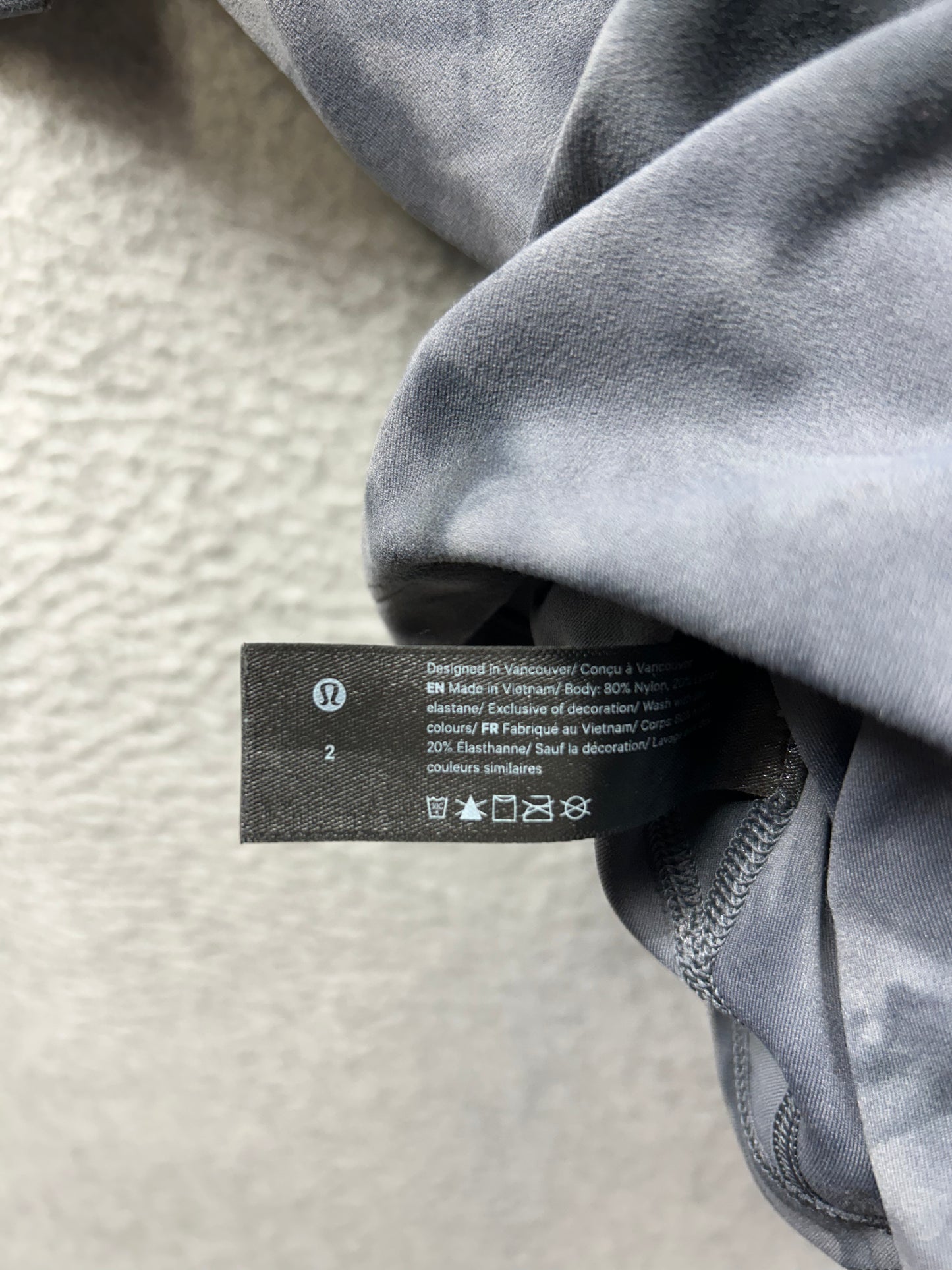 Lululemon Align T-Shirt Size 2 Diamond Dye Pitch Grey Graphite Grey