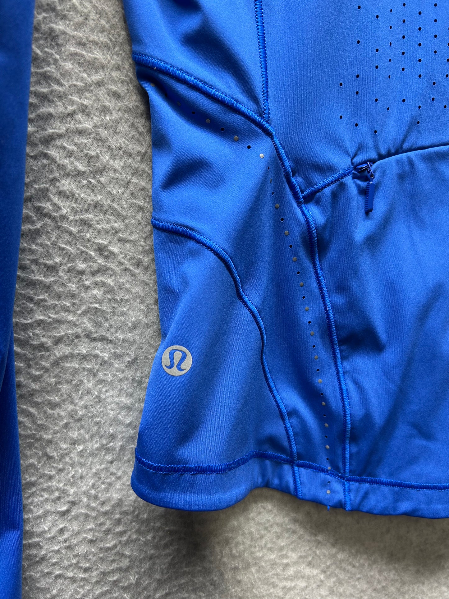 Lululemon Flash Forward Half Zip Size 4 Cerulean Blue