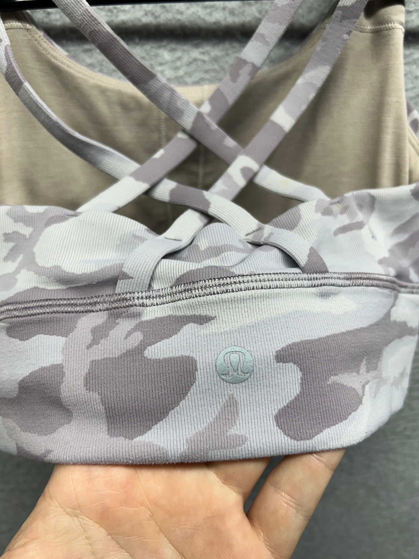Lululemon Energy Bra Long Line Ribbed Size 4 Incognito Camo Jacquard Iced Iris Violet Verbana