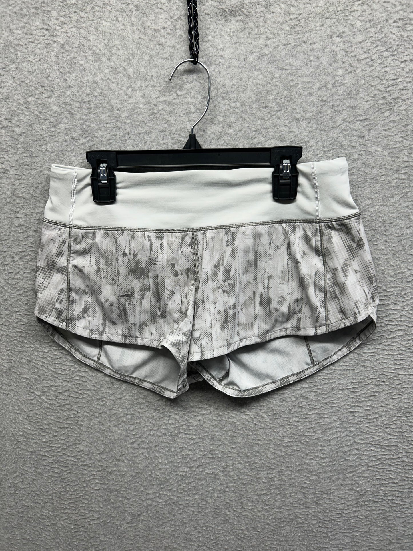 Lululemon Speed Up Short 2.5" Size 4 City Breeze Alpine White Multi