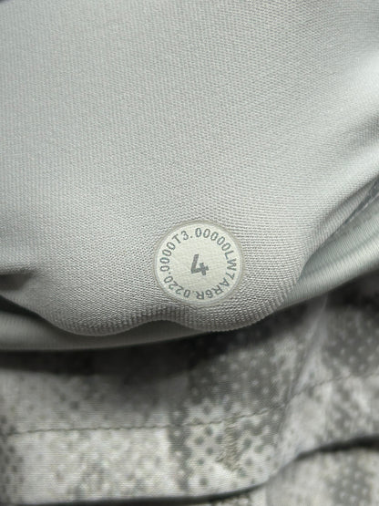 Lululemon Speed Up Short 2.5" Size 4 City Breeze Alpine White Multi