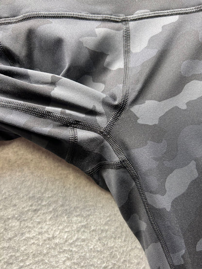 Lululemon Fast and Free High-Rise Tight 27" Brushed Nulux Size 6 Heritage 365 Camo Deep Coal Multi