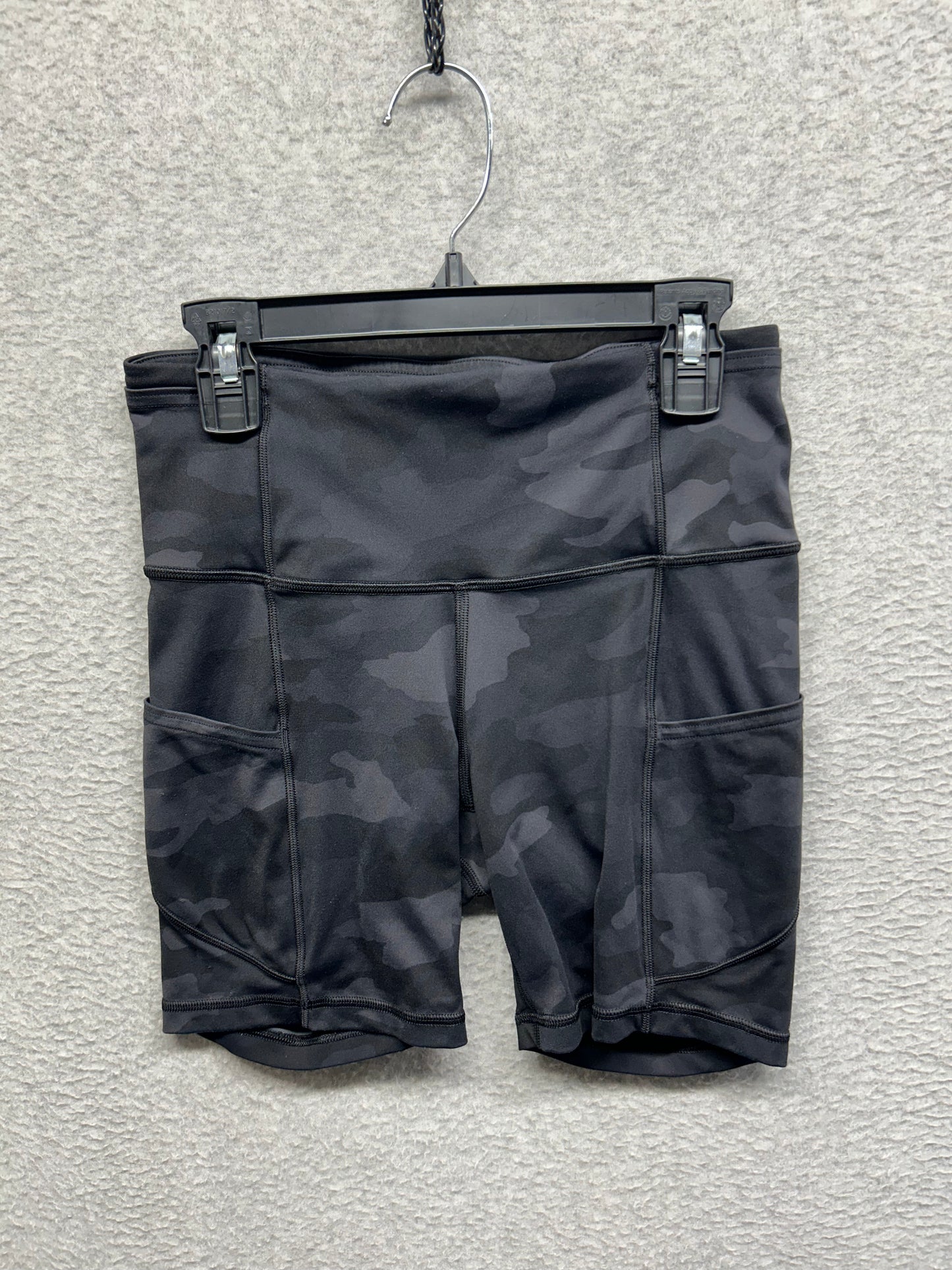 Lululemon Fast And Free Short 6" Size 4 Incognito Camo Multi Grey