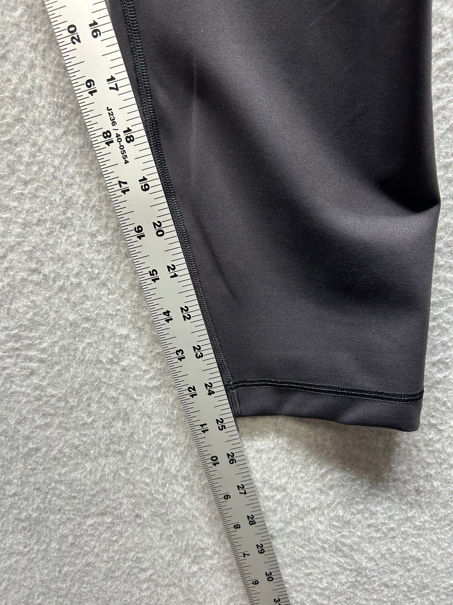 Lululemon Wunder Train High-Rise Tight 25" Size 14 Black