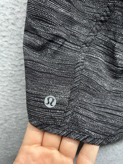 Lululemon Tracker Short IV Size 4 Bit Point Ice Grey Black
