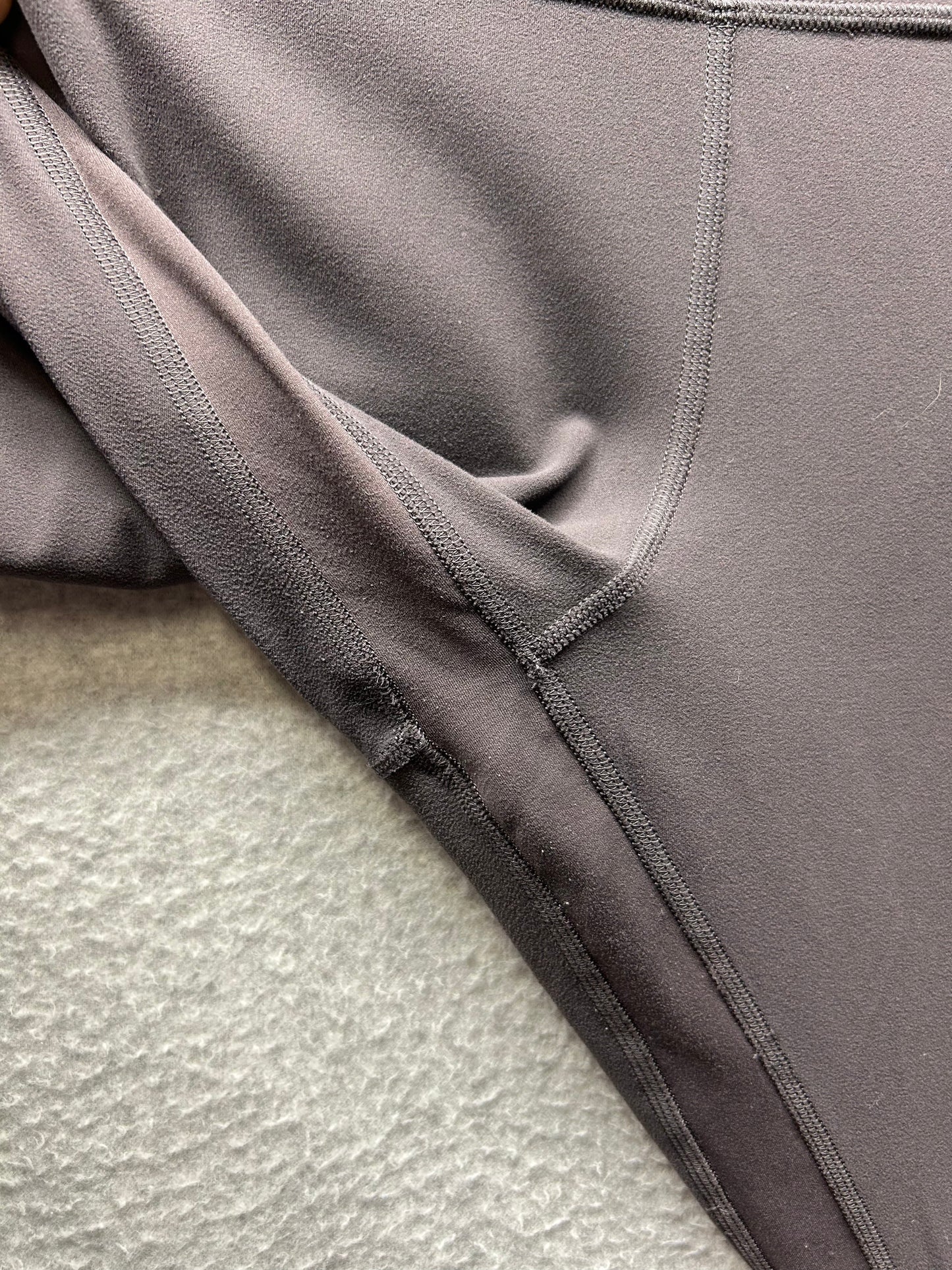 Lululemon Align Crop 23" Size 14 Black