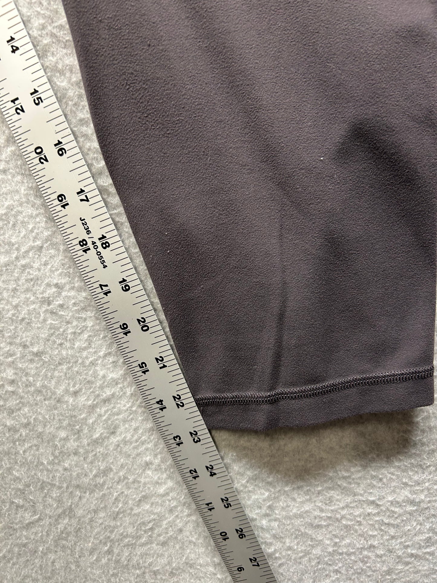 Lululemon Align Crop 23" Size 14 Black