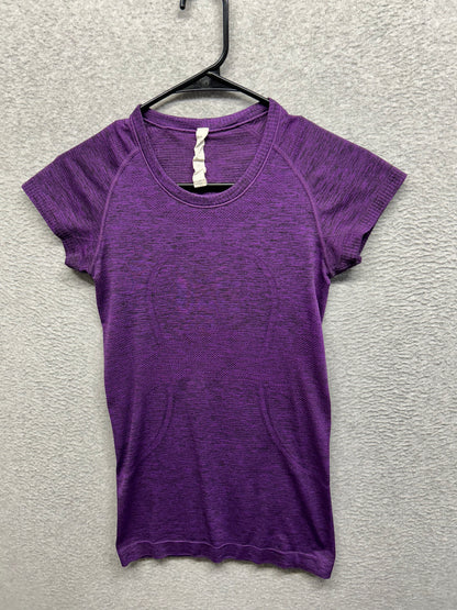 Lululemon Swiftly Tech Short Sleeve Crew Size 4 Chilled Grape