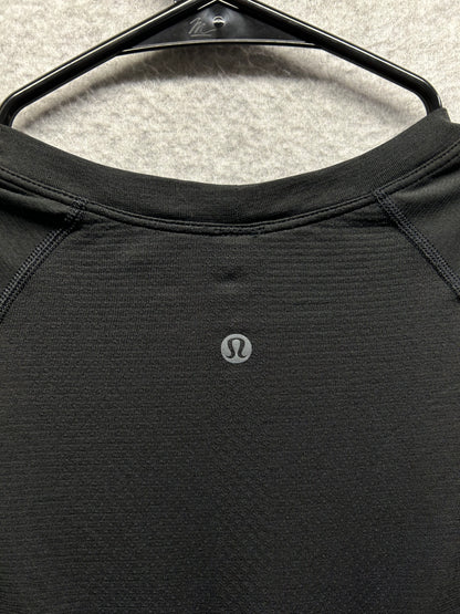 Lululemon Swiftly Tech Long-Sleeve Shirt 2.0 Waist Length Size 4 Black