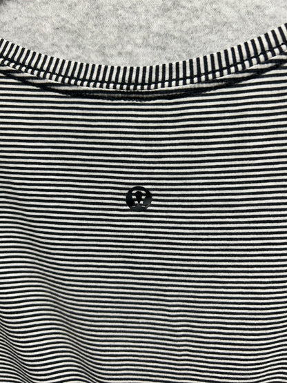 Lululemon Love Tee III Size 6 Modern Stripe Heathered Black White