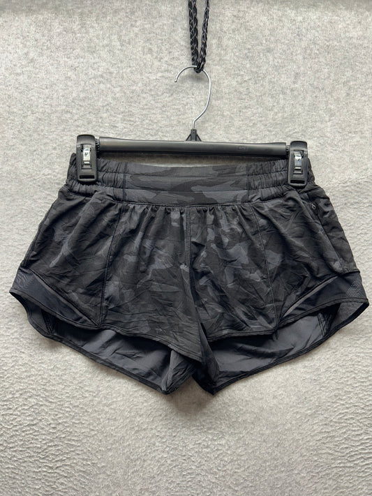 Lululemon Hotty Hot Short II 2.5" Size 6 Reg Incognito Camo Multi Gator Green / Black