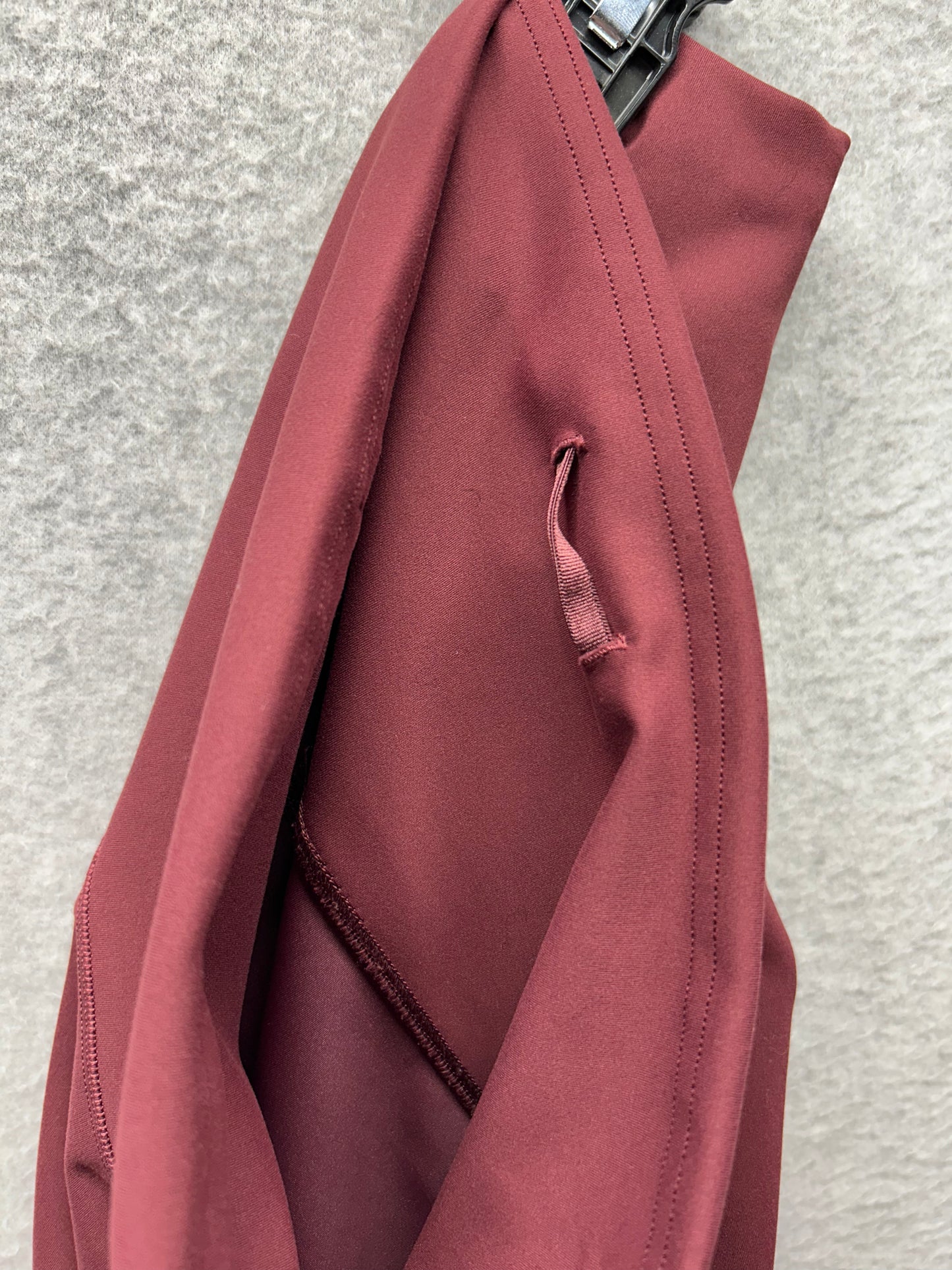 Lululemon Wunder Train Contour Fit High-Rise Short 8" Size 14 Red Merlot