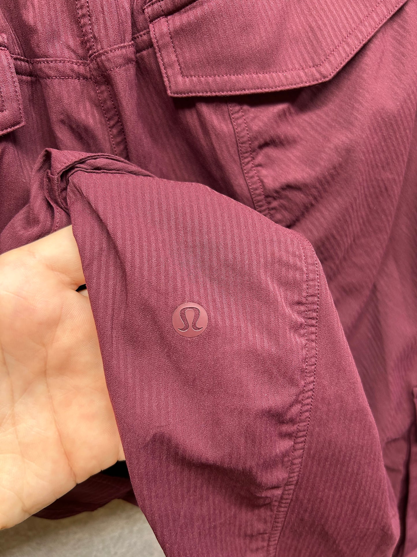 Lululemon Dance Studio Relaxed-Fit Mid-Rise Cargo Jogger Size XS/6 Garnet