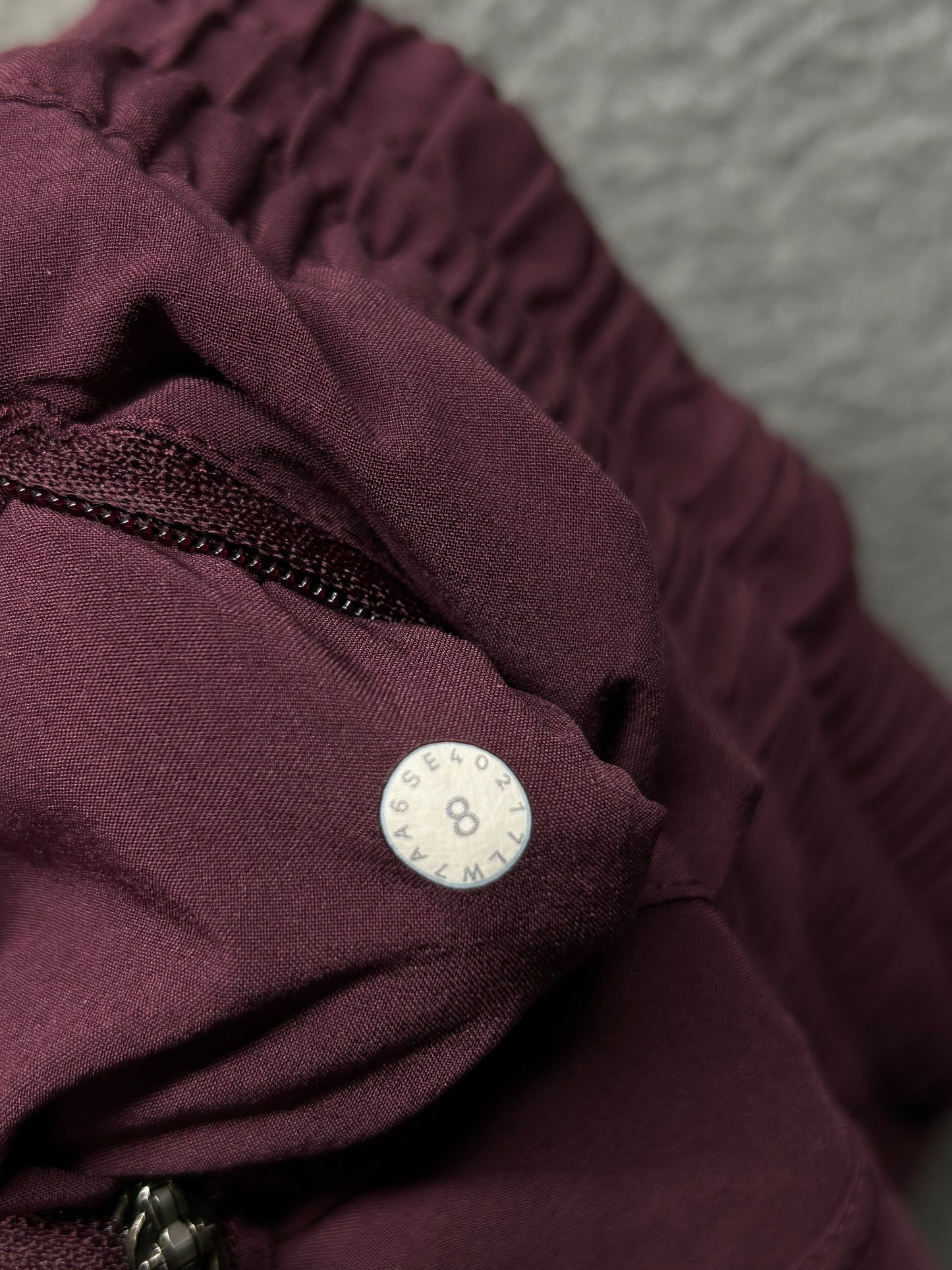 Lululemon Tracker Short V 4" Size 8 Deep Luxe