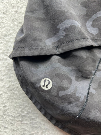 Lululemon Speed Up Short 2.5" Size 4 Incognito Camo Multi Grey / Black