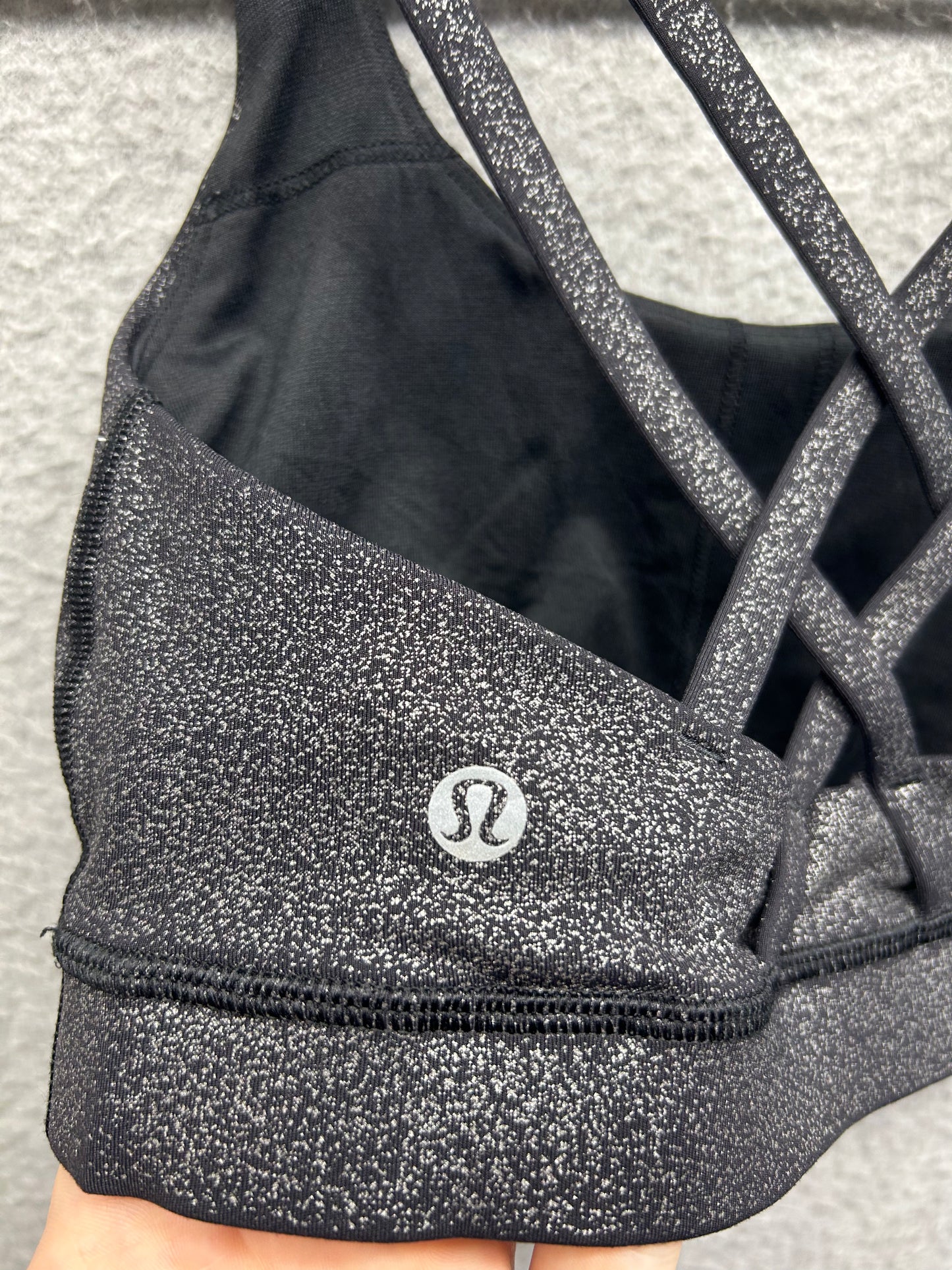 Lululemon Energy Bra Size 6 Luminosity Foil Print Black Silver