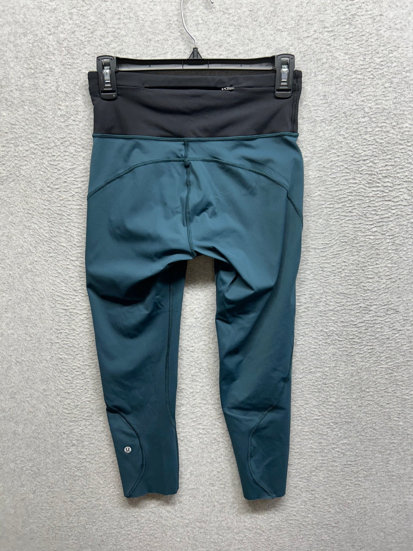 Lululemon Run The Day Crop 17" Size 6 Submarine