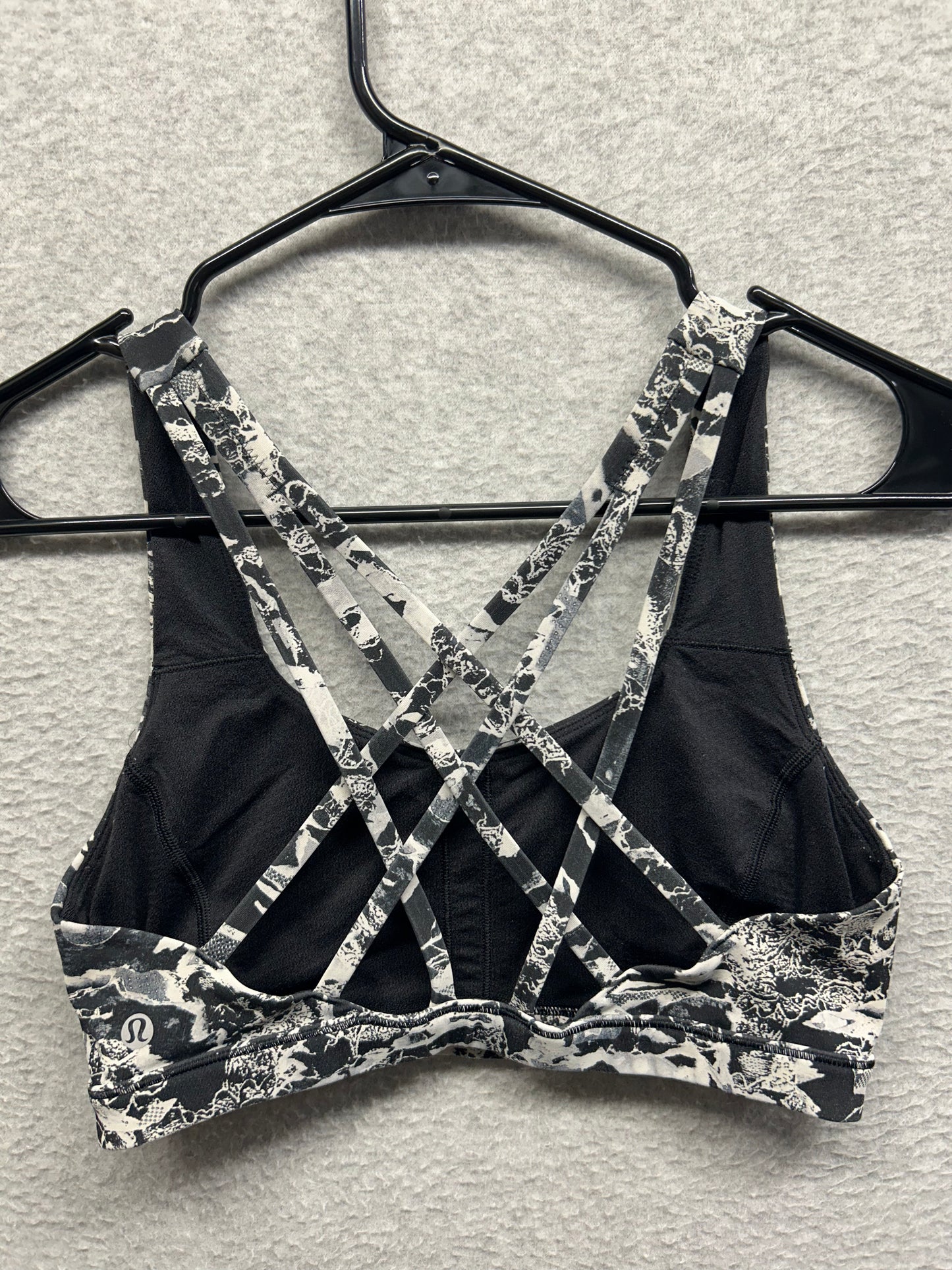 Lululemon Free To Be Serene Bra Size 6 Interlaced Starlight Black