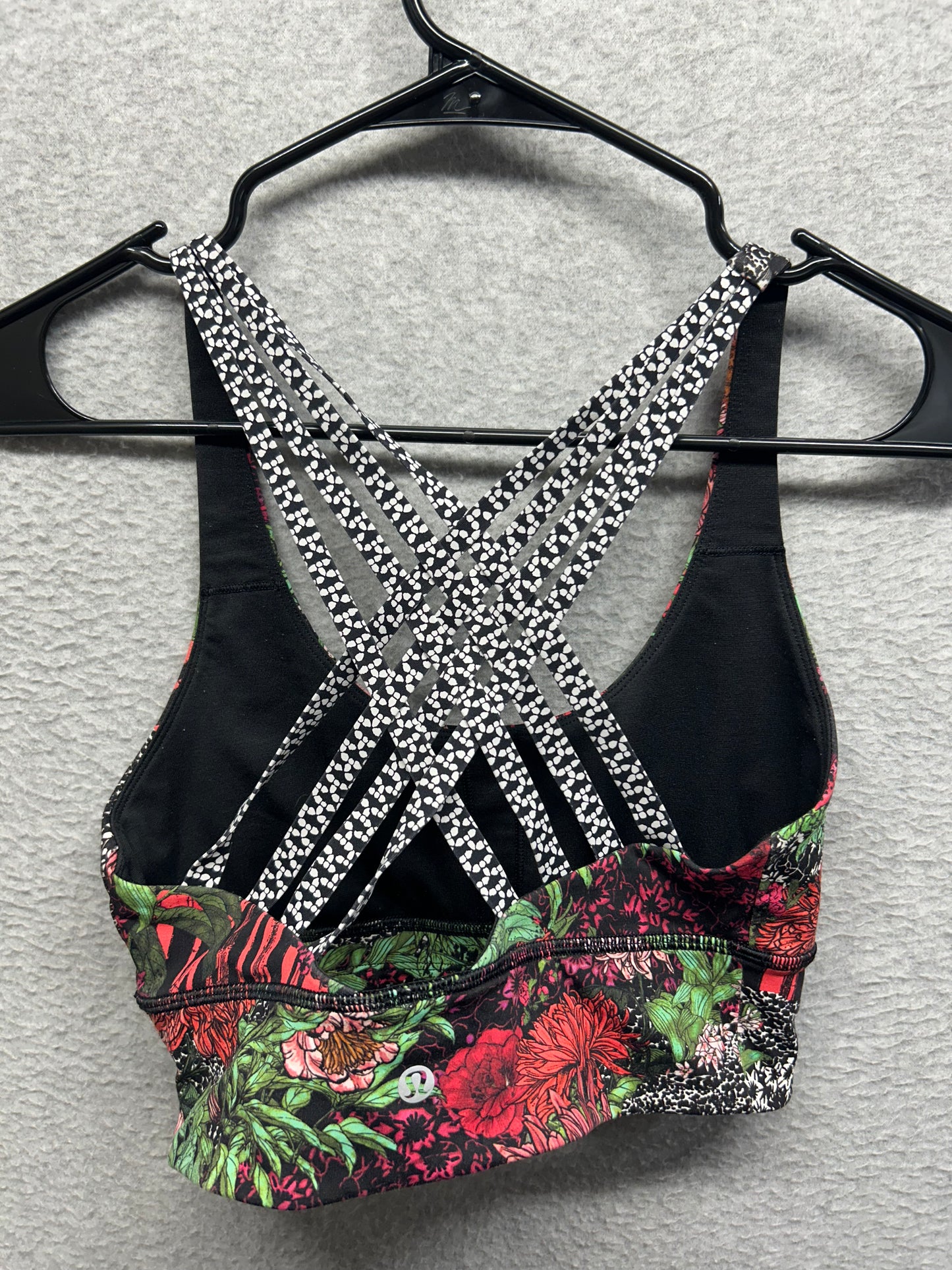 Lululemon Free To Be Moved Bra Size 6 Zen Garden Mult