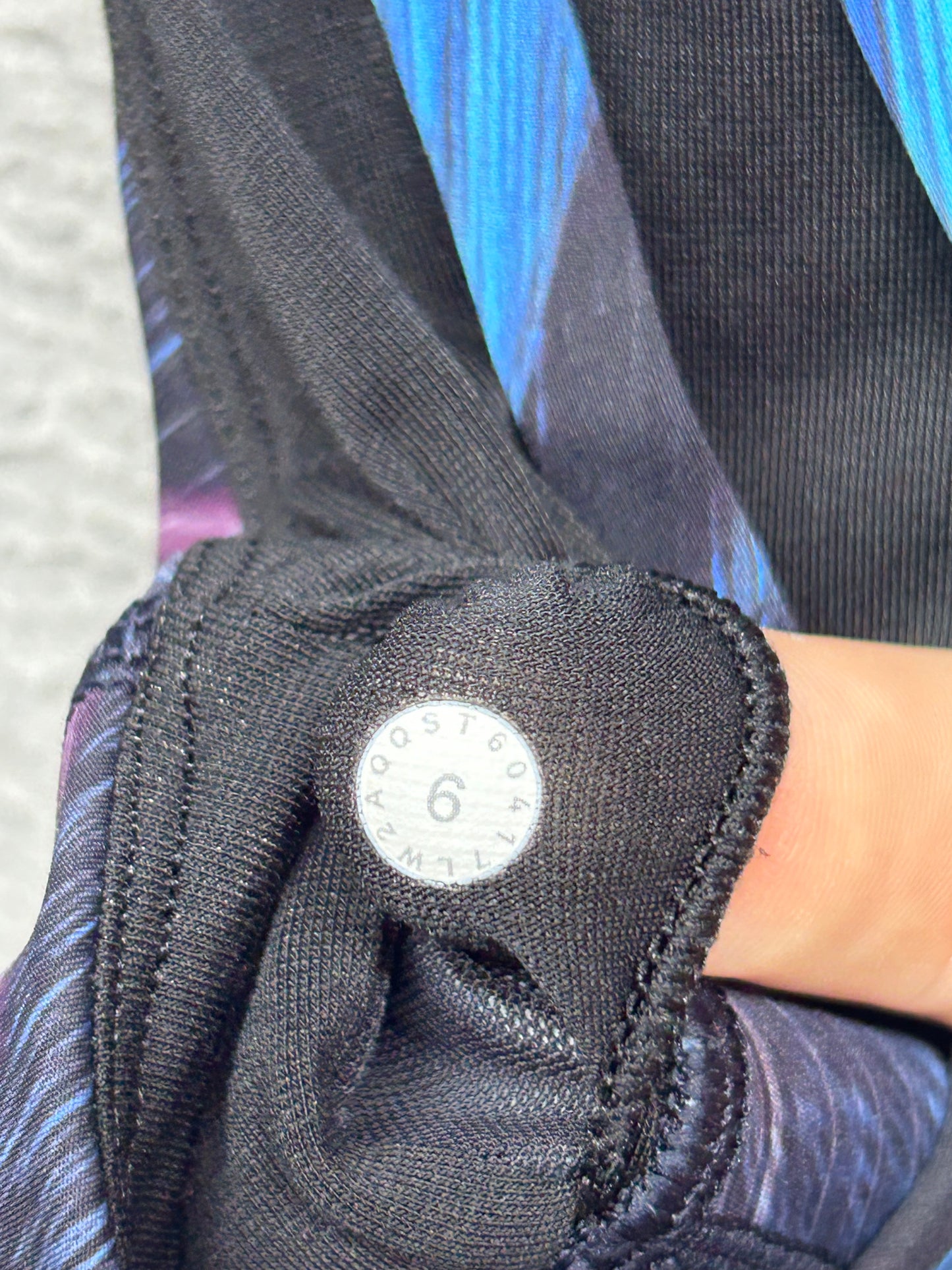 Lululemon Energy Bra Nulux Size 6 Electrobeam Energy Bra Multi