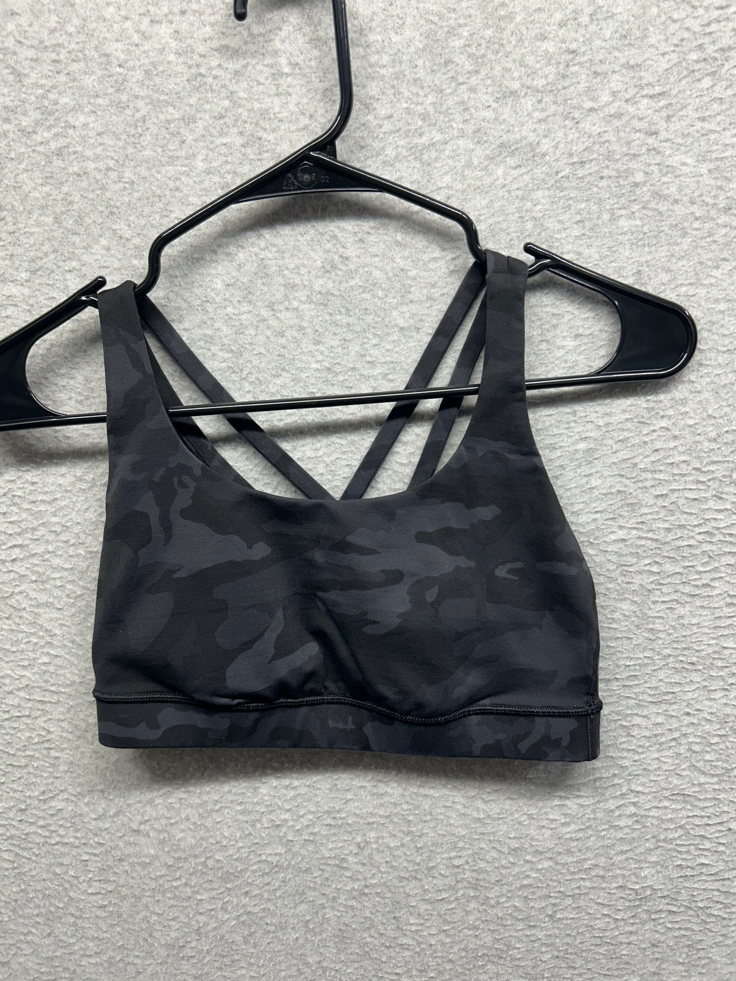 Lululemon Energy Bra Size 6 Incognito Camo Multi Grey