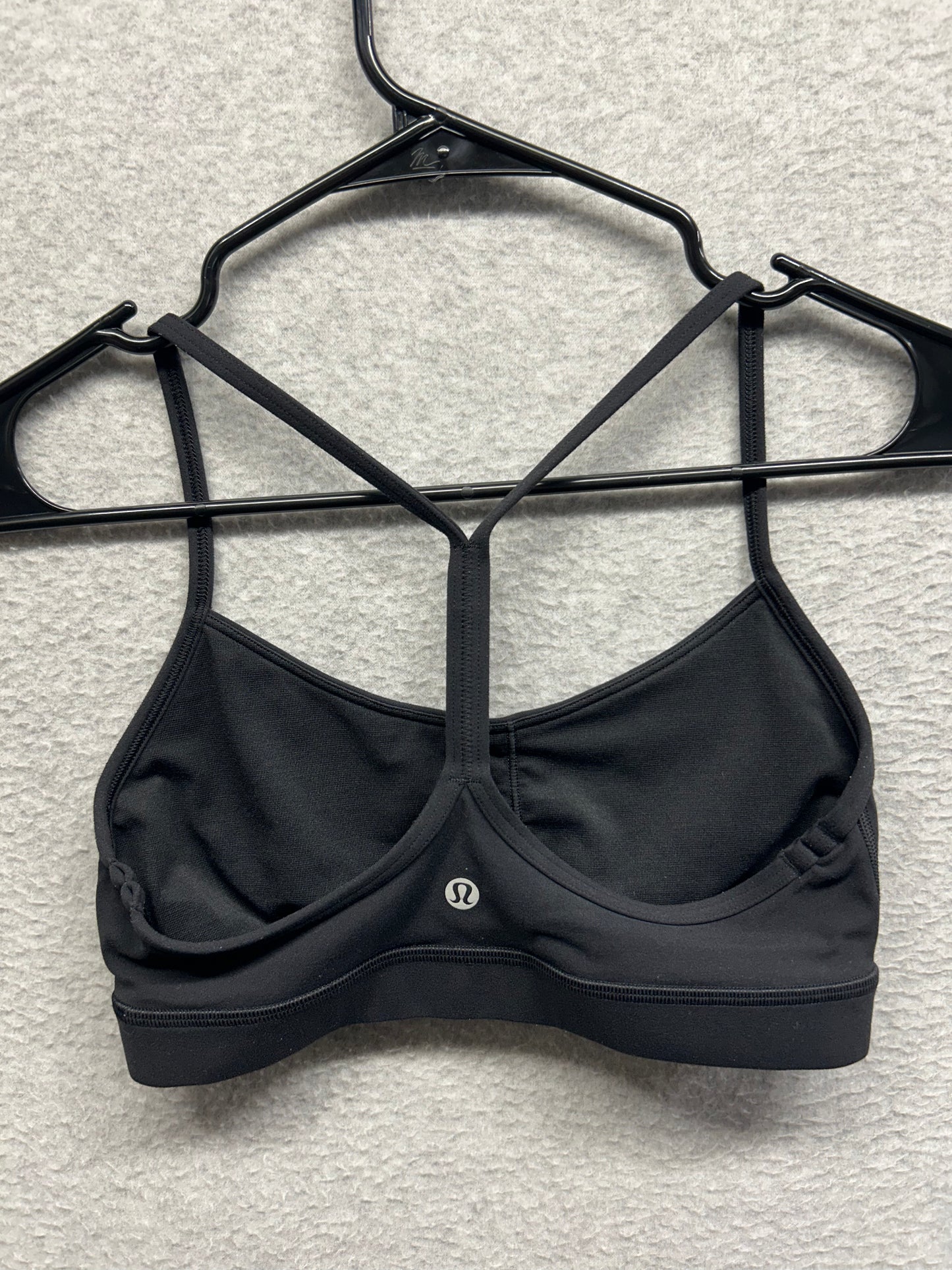 Lululemon Flow Y Bra Nulu Size 6 (Square) Black