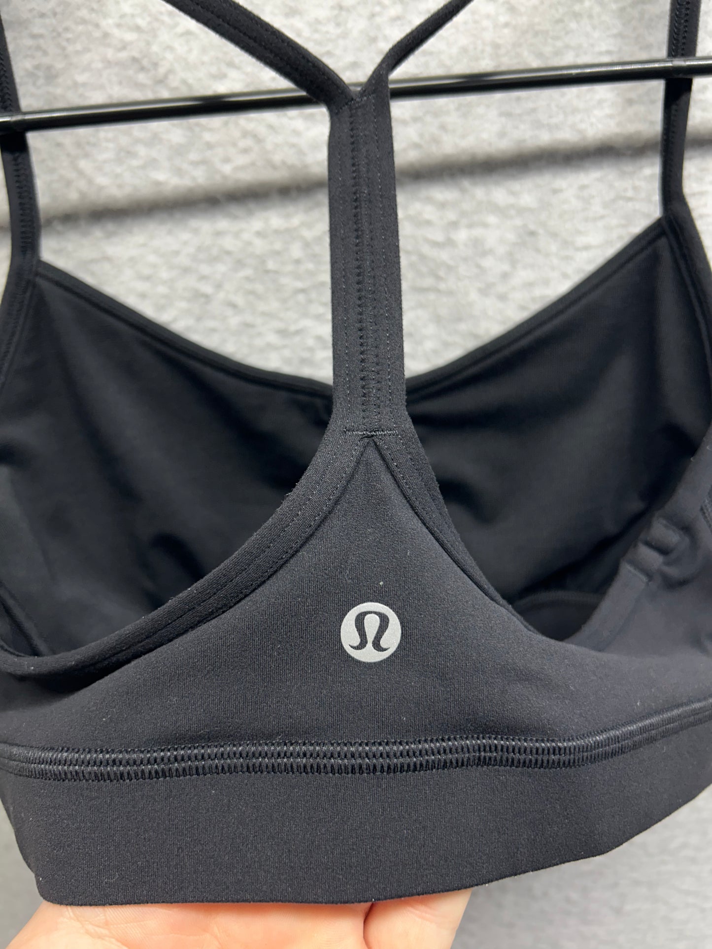 Lululemon Flow Y Bra Nulu Size 6 (Square) Black