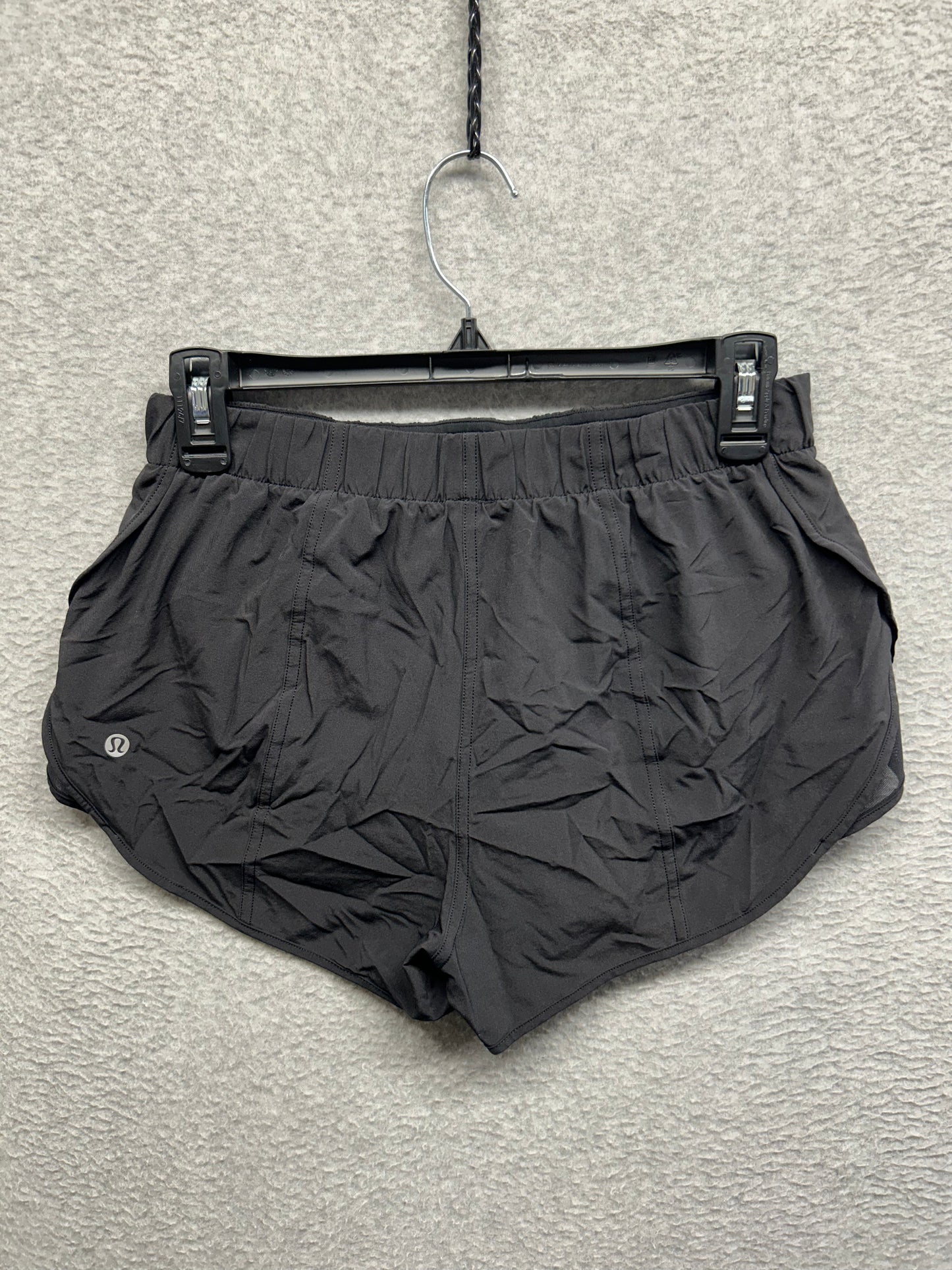 Lululemon Back In Action Short Size 6 Black